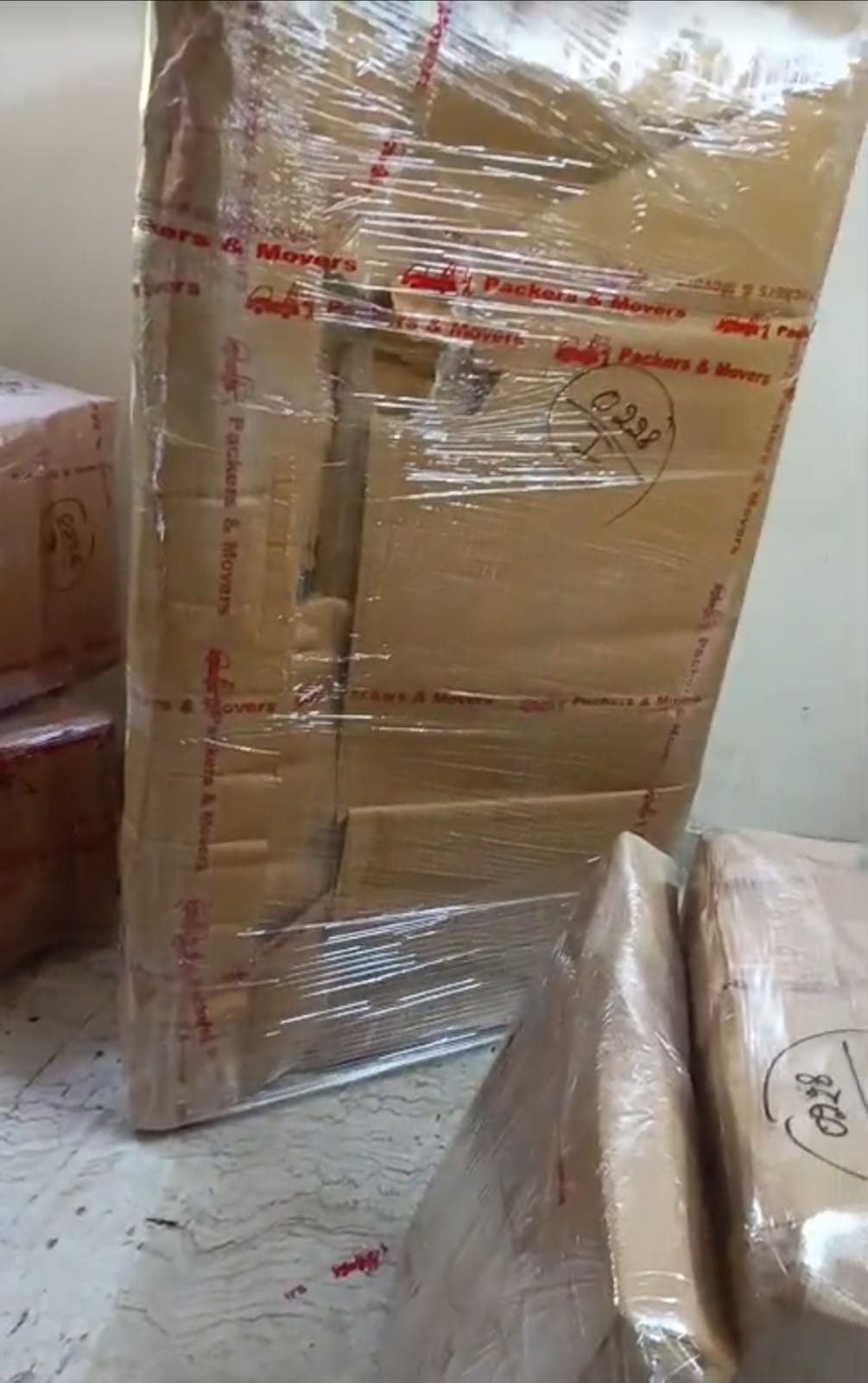 deal packers movers packing image